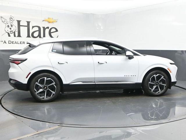 new 2025 Chevrolet Equinox EV car, priced at $43,815