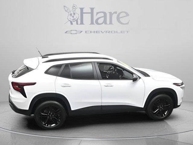used 2024 Chevrolet Trax car, priced at $20,971