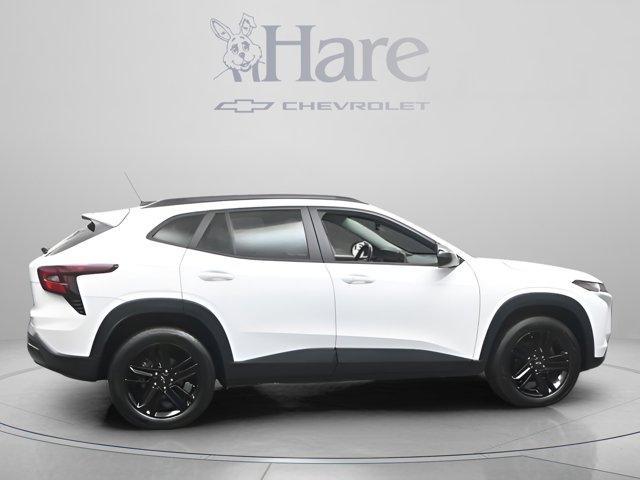 used 2024 Chevrolet Trax car, priced at $20,971