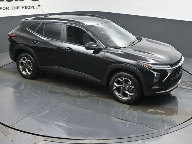 new 2026 Chevrolet Trax car, priced at $25,977