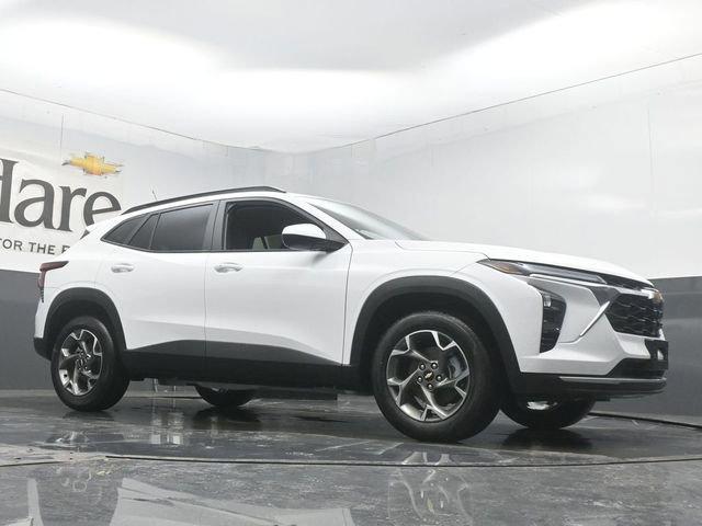 new 2026 Chevrolet Trax car, priced at $25,404