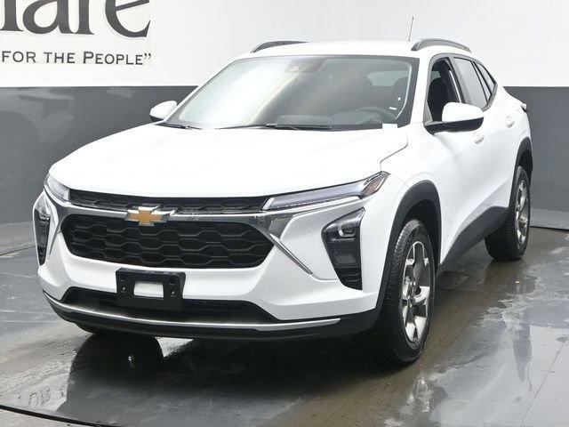 new 2026 Chevrolet Trax car, priced at $25,404