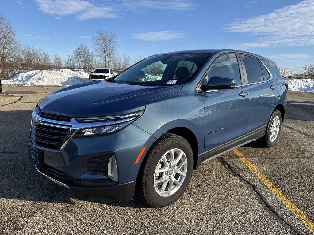 used 2024 Chevrolet Equinox car, priced at $21,982