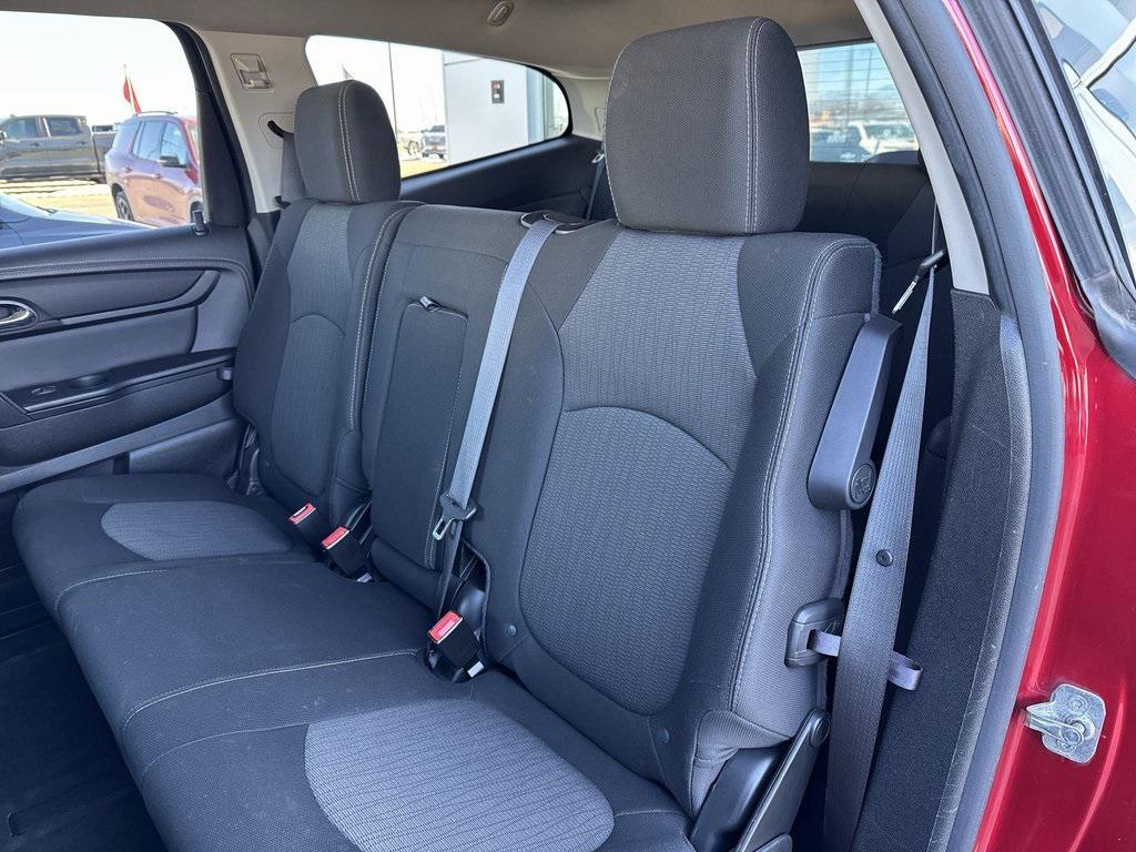 used 2014 Chevrolet Traverse car, priced at $8,932