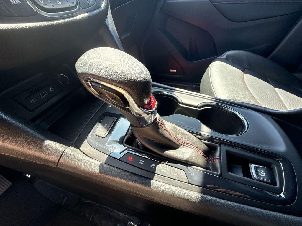 used 2023 Chevrolet Equinox car