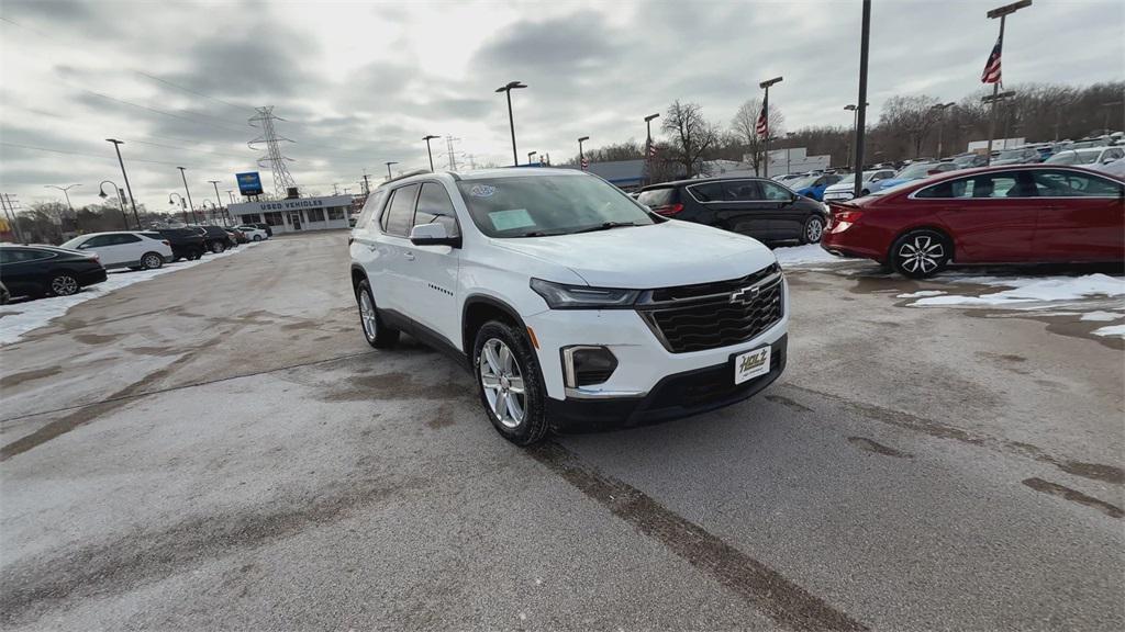 used 2023 Chevrolet Traverse car