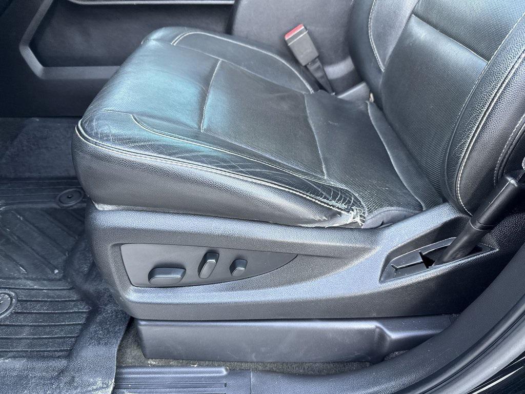 used 2017 GMC Sierra 1500 car, priced at $23,834