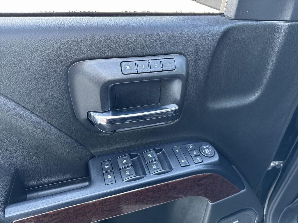 used 2017 GMC Sierra 1500 car, priced at $23,834