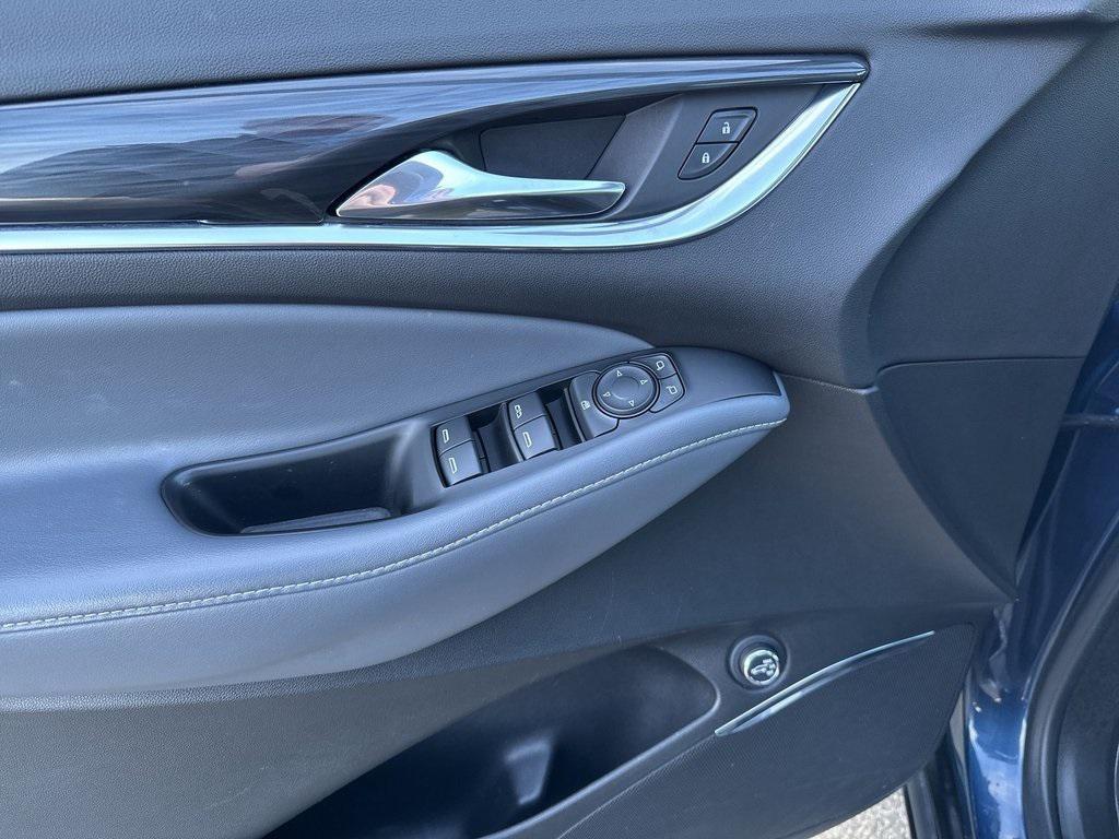 used 2024 Buick Enclave car, priced at $33,984