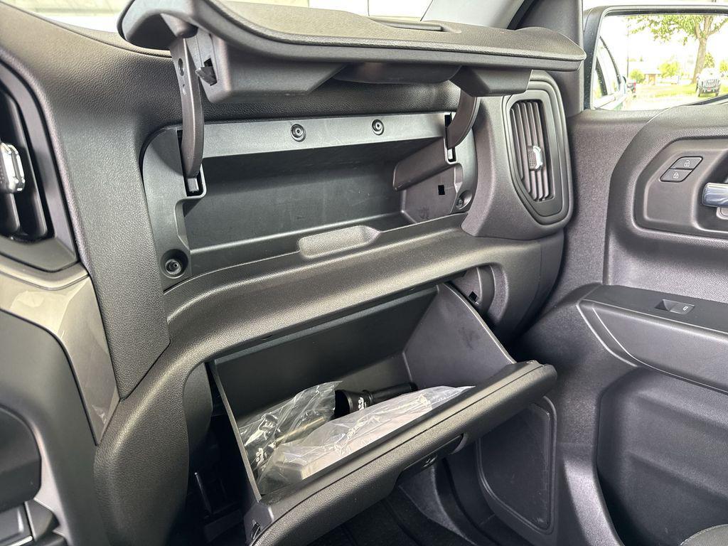 used 2025 Chevrolet Silverado 1500 car, priced at $38,951