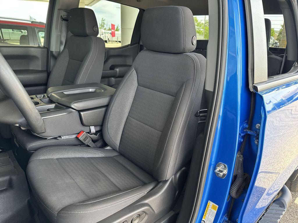 used 2025 Chevrolet Silverado 1500 car, priced at $38,951