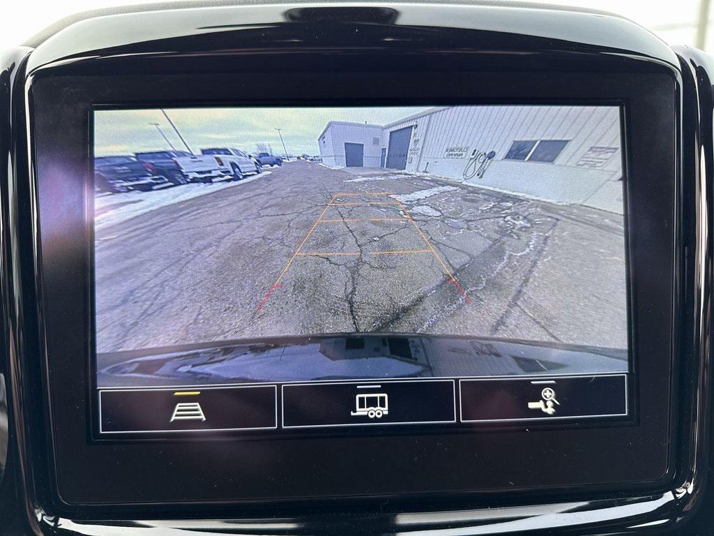 used 2023 Chevrolet Traverse car, priced at $31,628