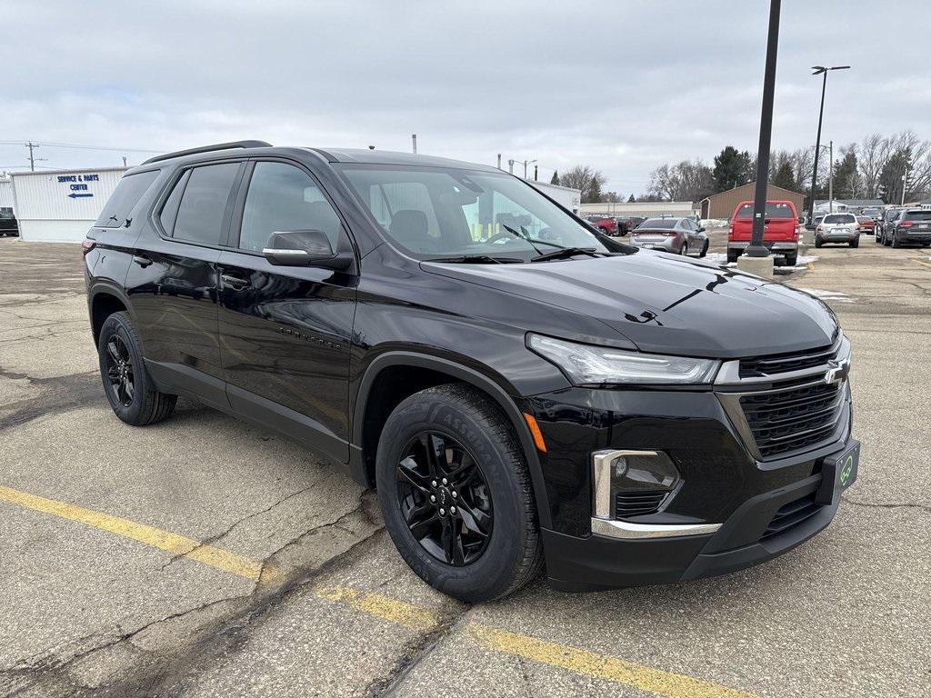 used 2023 Chevrolet Traverse car, priced at $30,451