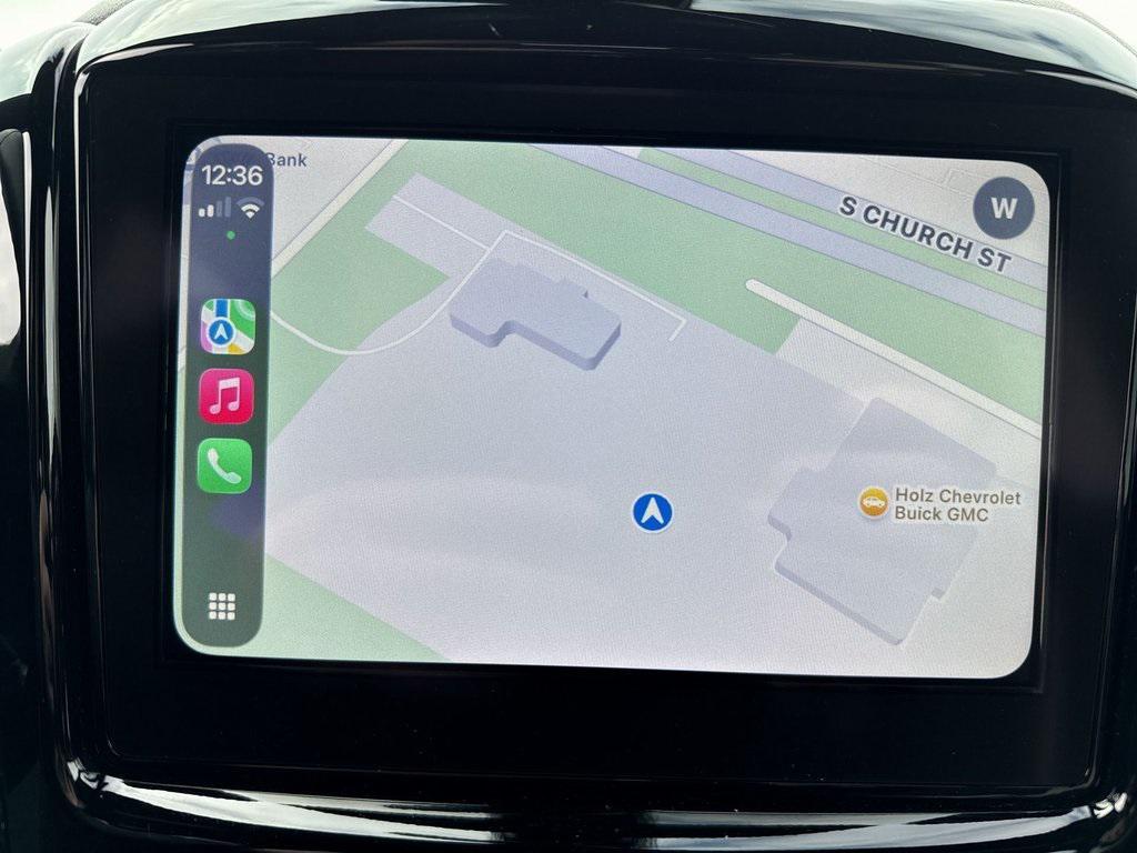 used 2023 Chevrolet Traverse car, priced at $30,451