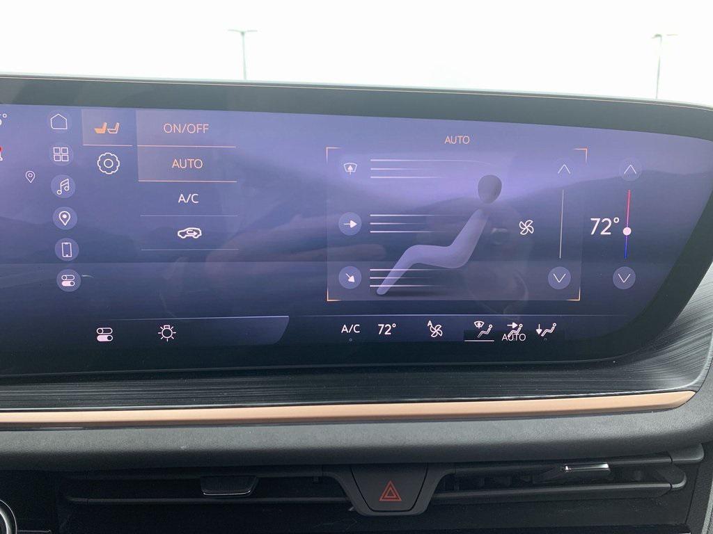 used 2025 Buick Envision car, priced at $30,369