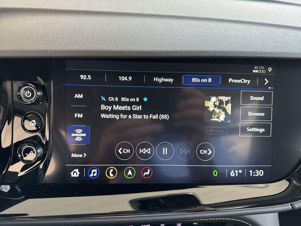 used 2023 Buick Envision car, priced at $33,984