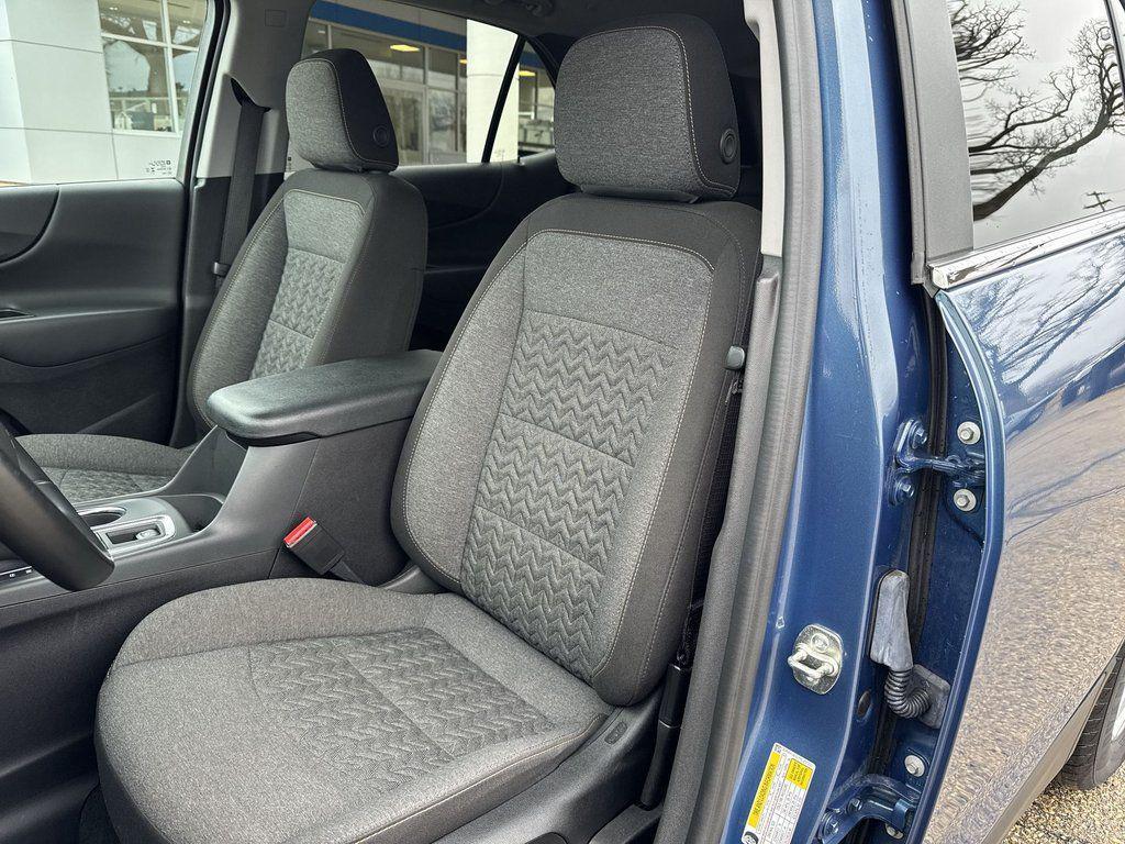used 2024 Chevrolet Equinox car, priced at $21,994