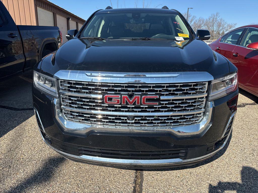 used 2023 GMC Acadia car, priced at $38,917