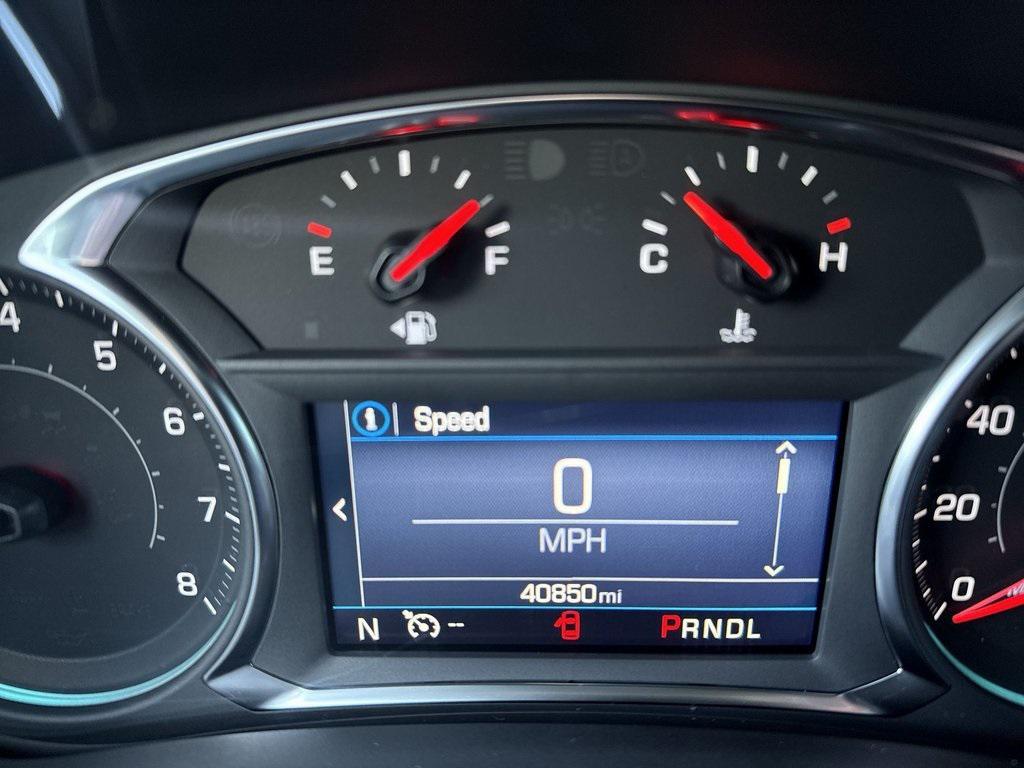 used 2024 Chevrolet Equinox car, priced at $21,476