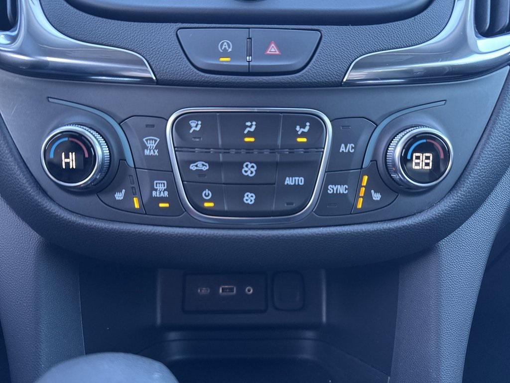 used 2024 Chevrolet Equinox car, priced at $21,476