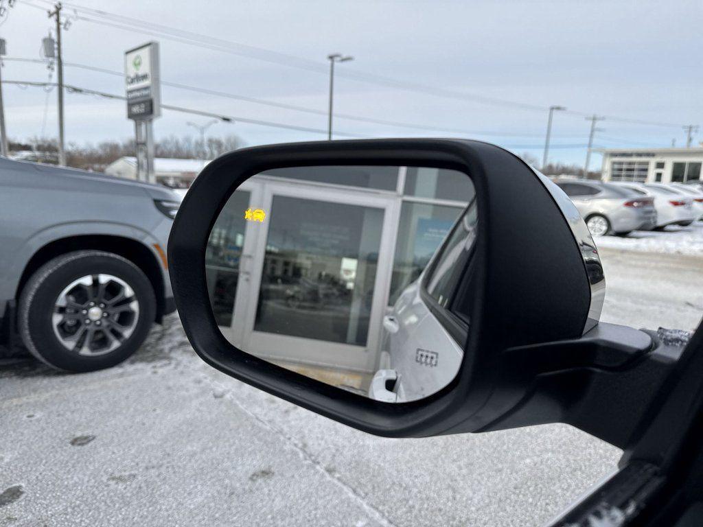 new 2025 GMC Acadia car, priced at $42,154