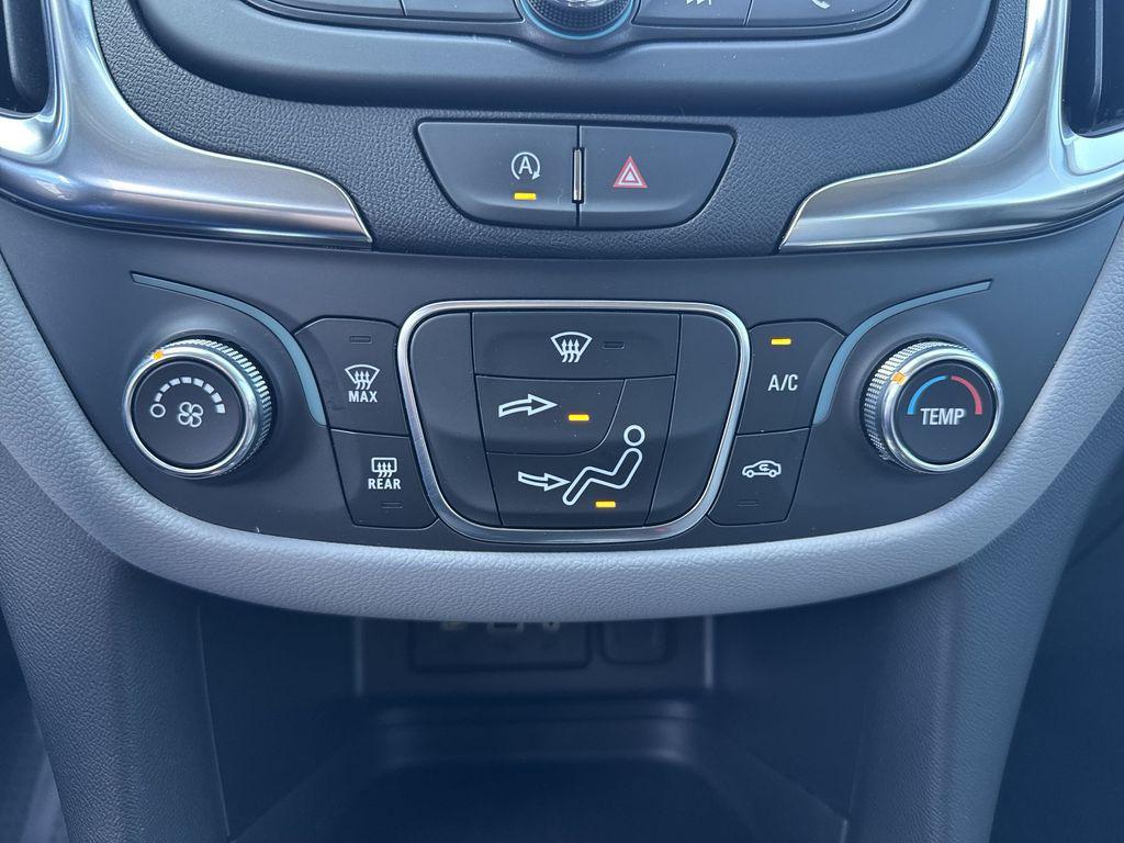 used 2024 Chevrolet Equinox car, priced at $20,290