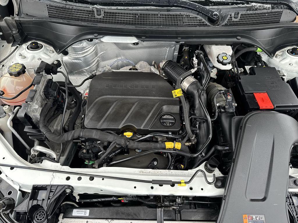 used 2024 Buick Envista car, priced at $24,453