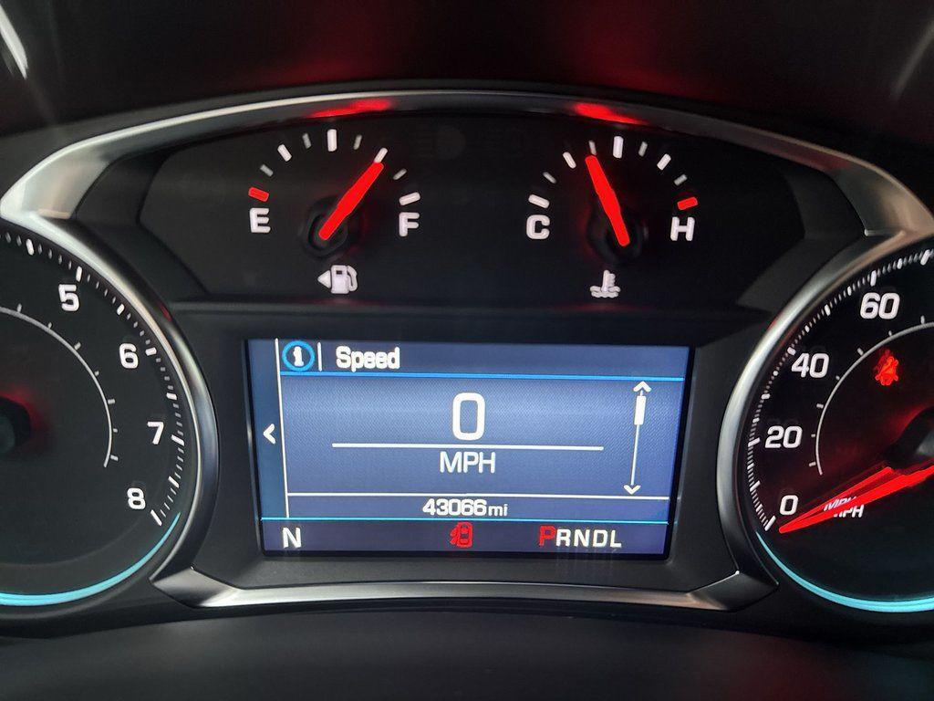 used 2024 Chevrolet Equinox car, priced at $22,719