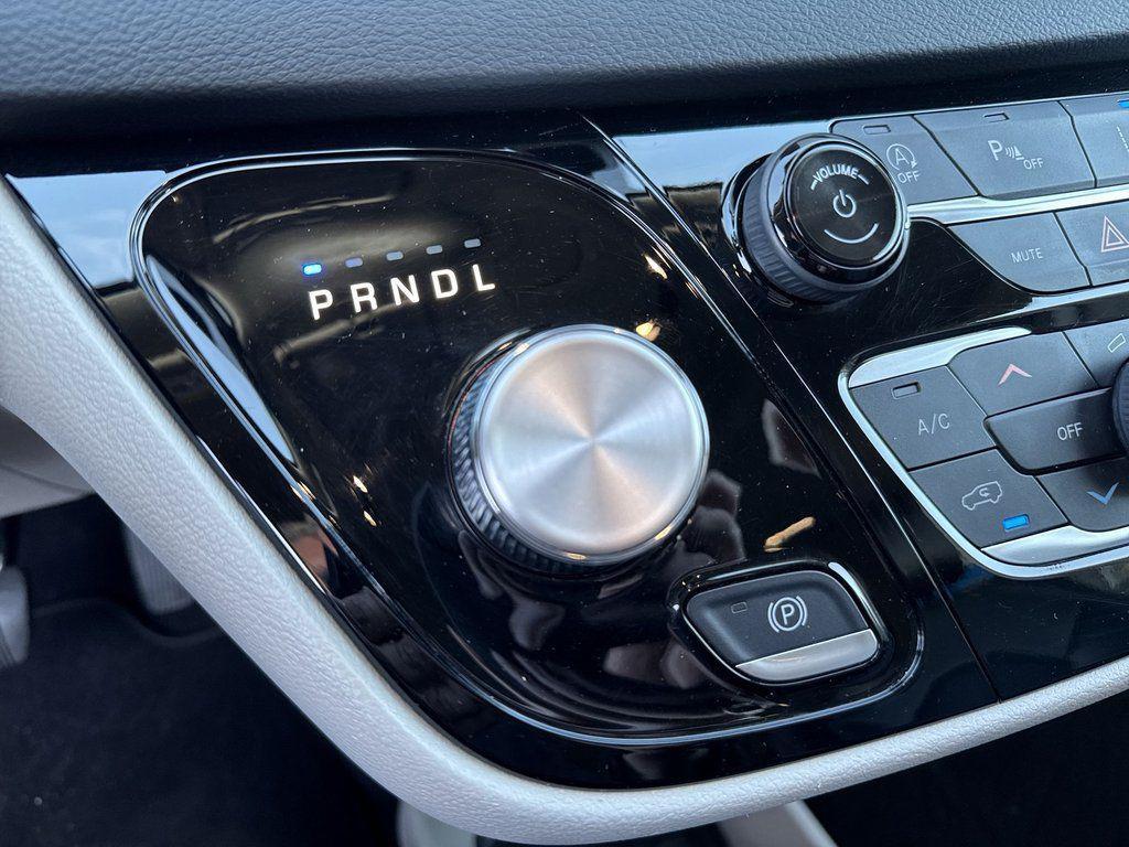 used 2023 Chrysler Pacifica car, priced at $24,953