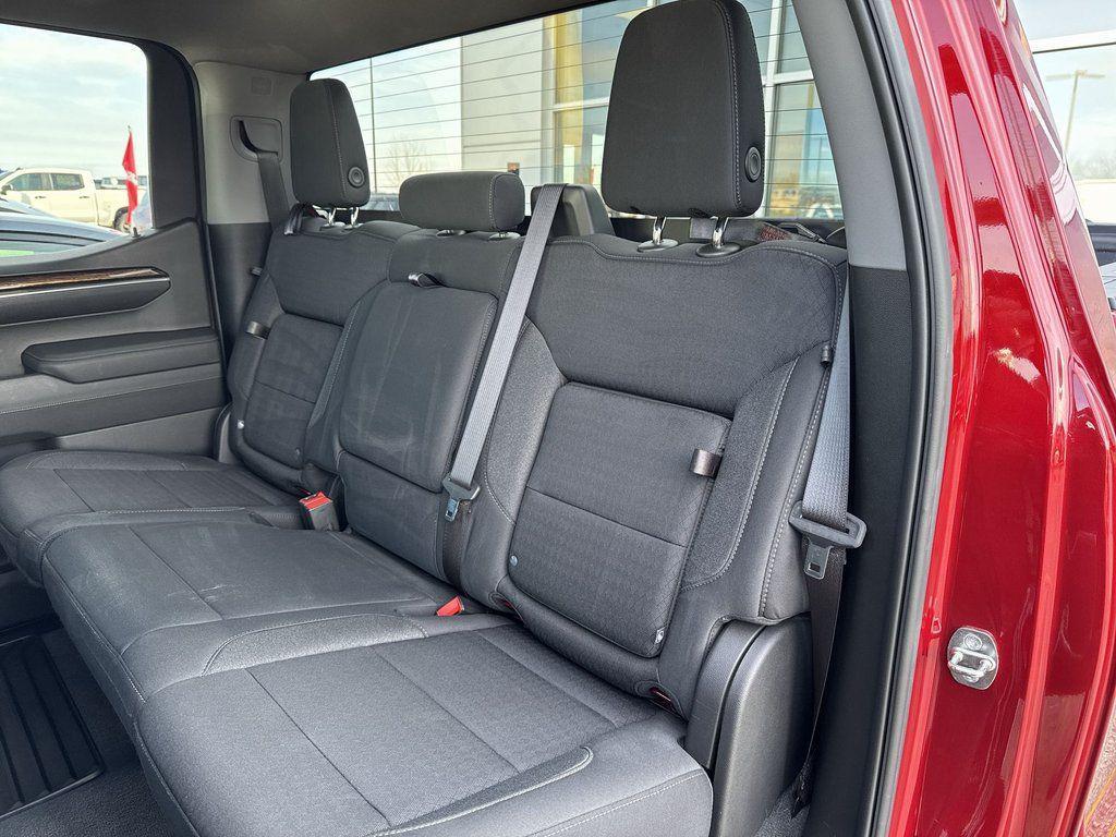 used 2023 GMC Sierra 1500 car, priced at $45,664