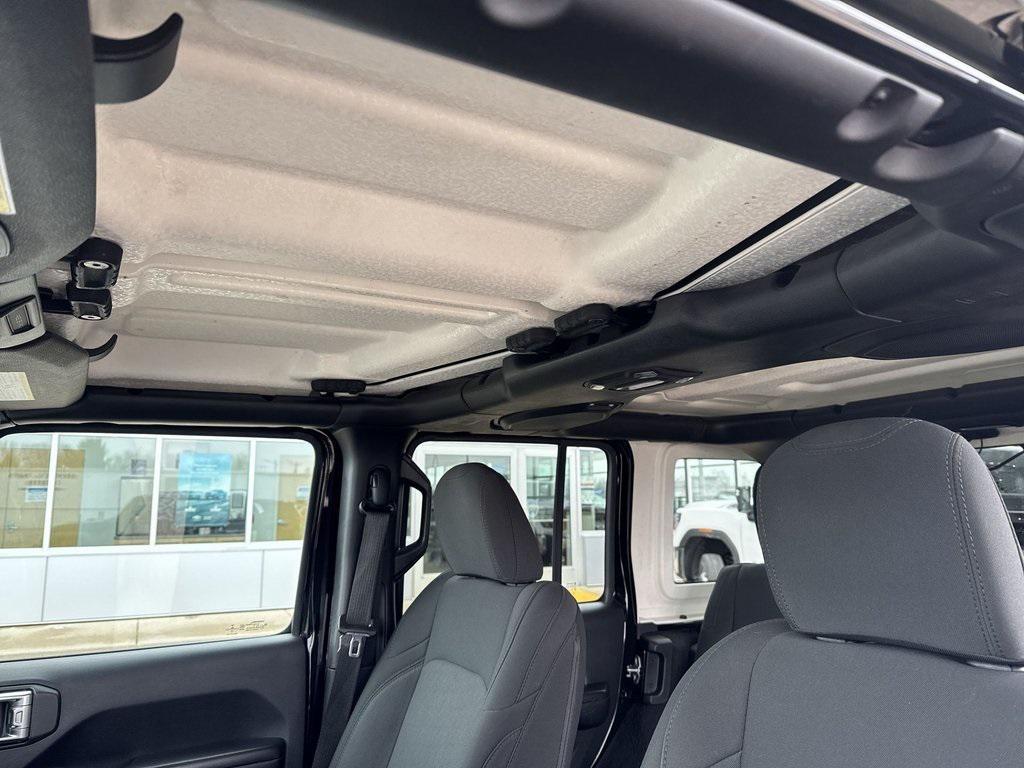 used 2018 Jeep Wrangler Unlimited car, priced at $19,839