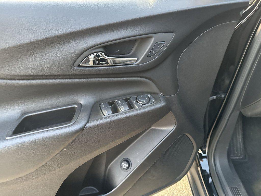used 2024 Chevrolet Equinox car, priced at $21,754