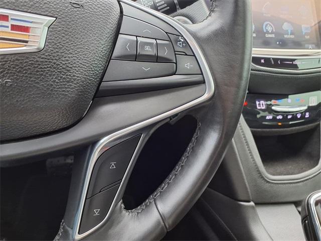 used 2017 Cadillac XT5 car, priced at $16,391