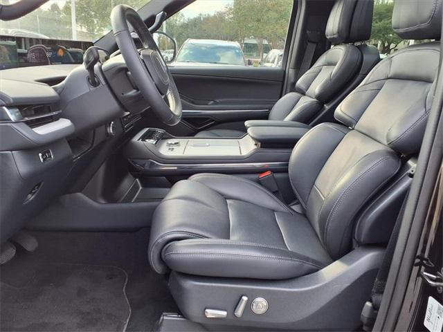 new 2025 Lincoln Navigator L car, priced at $103,661