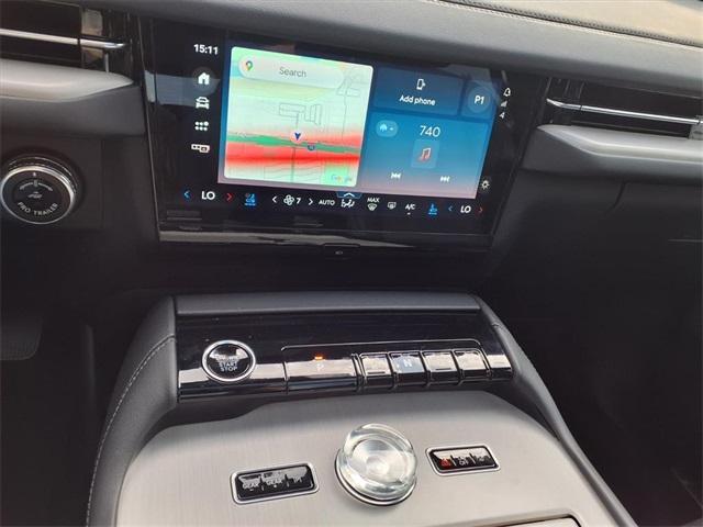 new 2025 Lincoln Navigator L car, priced at $103,661