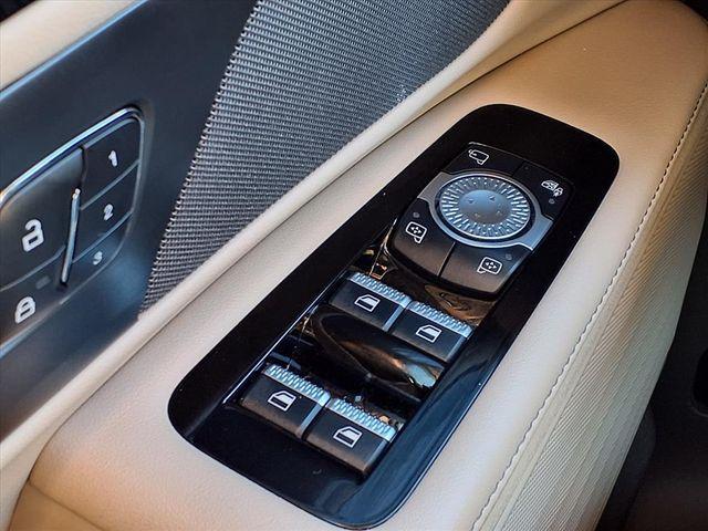 used 2024 Lincoln Nautilus car, priced at $40,391