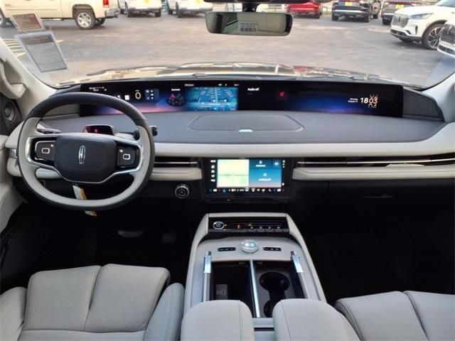 new 2025 Lincoln Navigator car, priced at $99,058