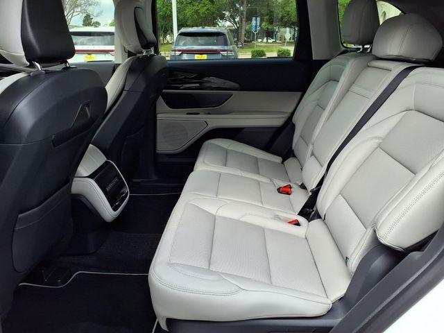 new 2026 Lincoln Nautilus car, priced at $57,302