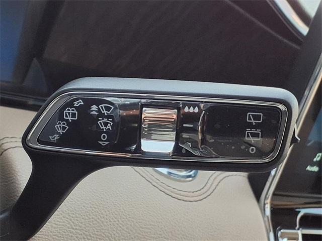 used 2024 Lincoln Navigator car, priced at $75,991