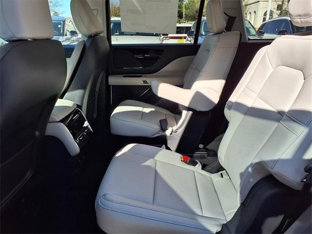new 2026 Lincoln Aviator car, priced at $59,805