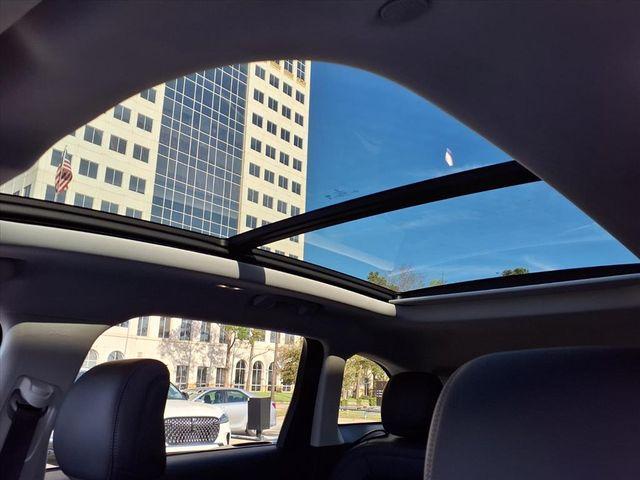 new 2026 Lincoln Nautilus car, priced at $59,222