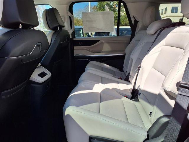 new 2026 Lincoln Navigator car, priced at $88,444