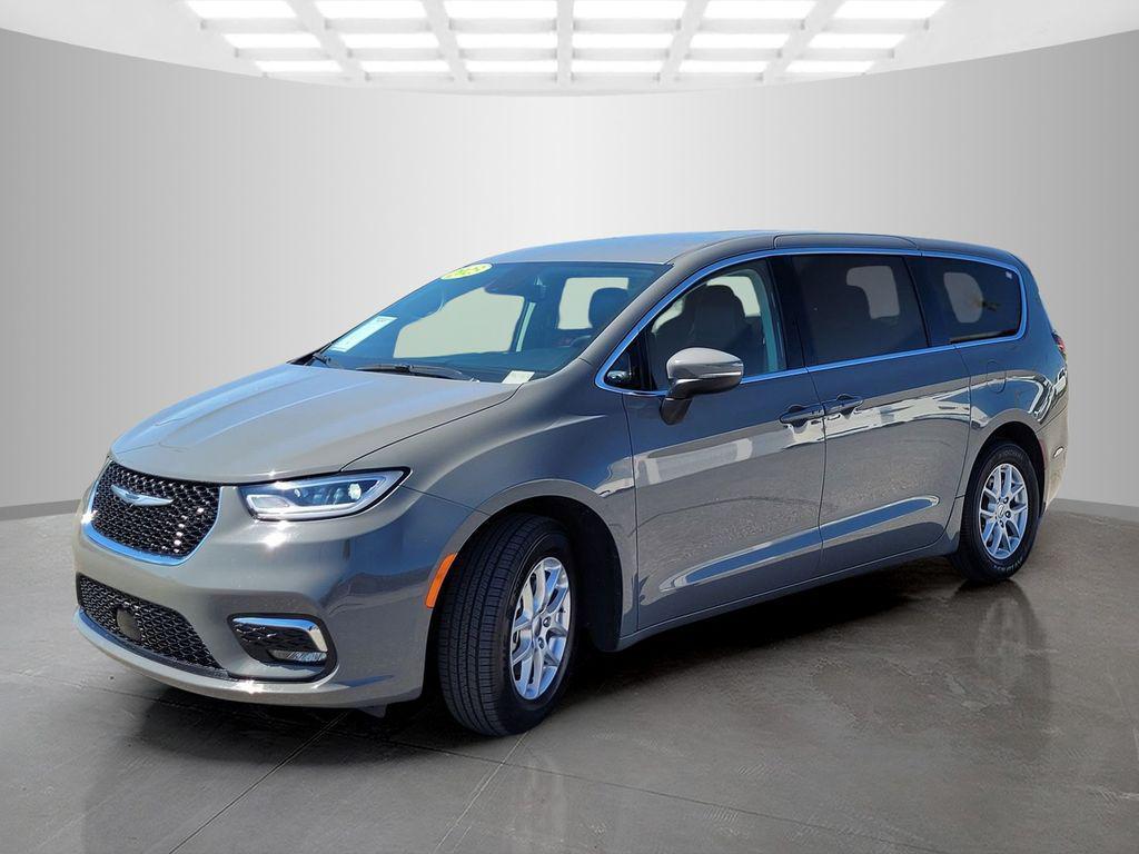 used 2023 Chrysler Pacifica car, priced at $20,368