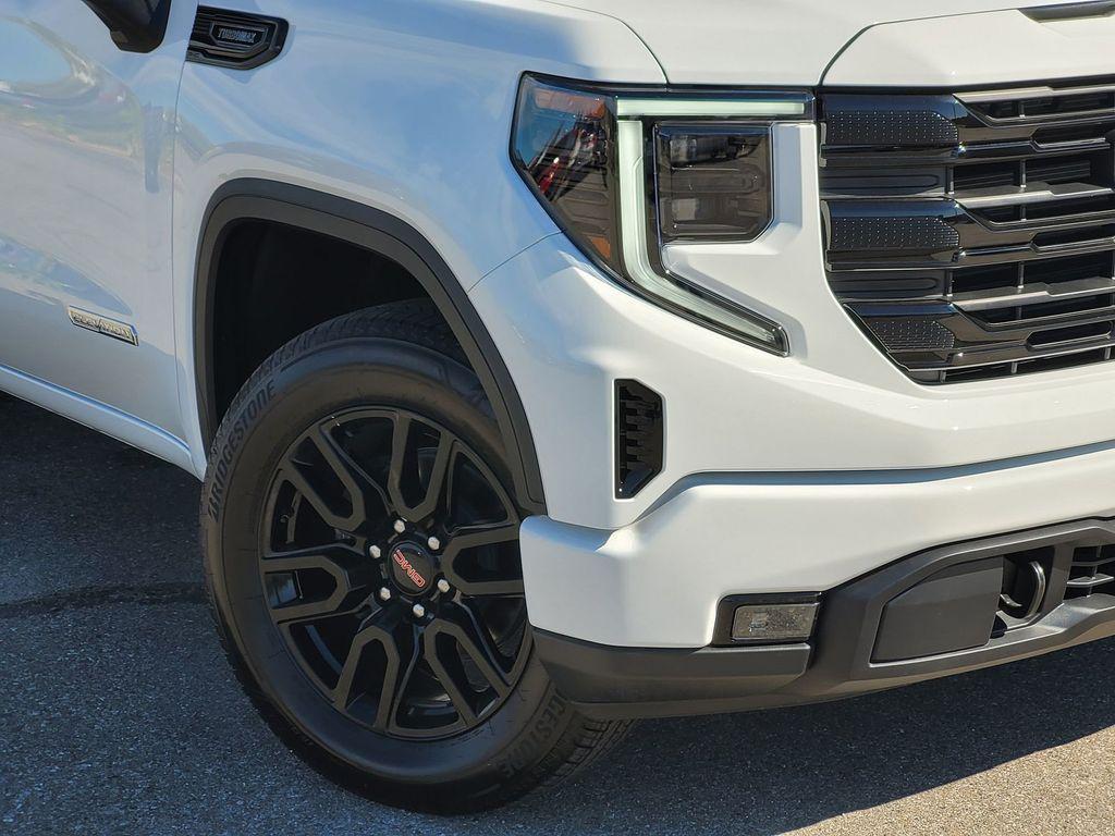 new 2026 GMC Sierra 1500 car, priced at $47,496