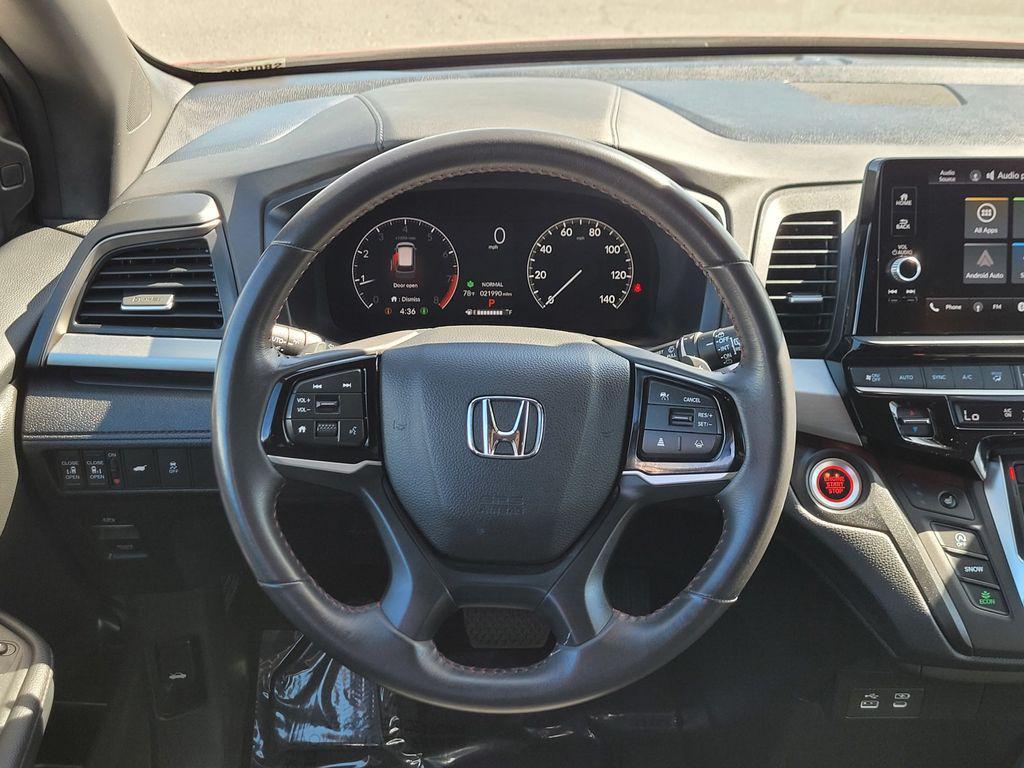 used 2025 Honda Odyssey car, priced at $35,484