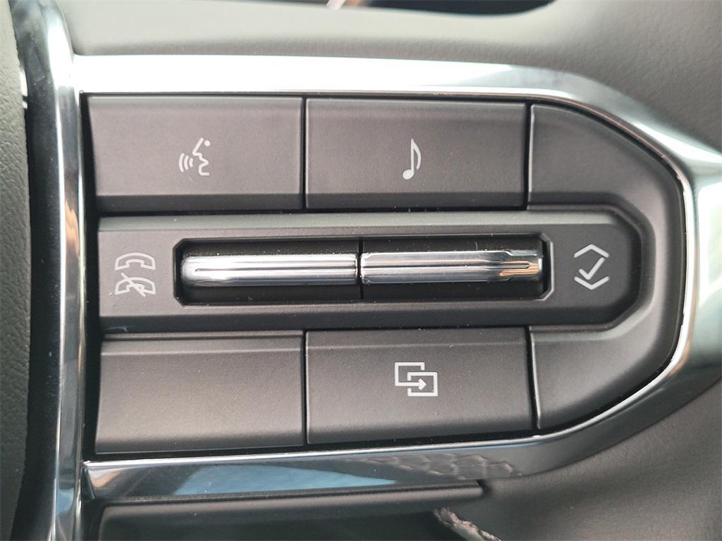 new 2025 GMC Canyon car, priced at $42,275