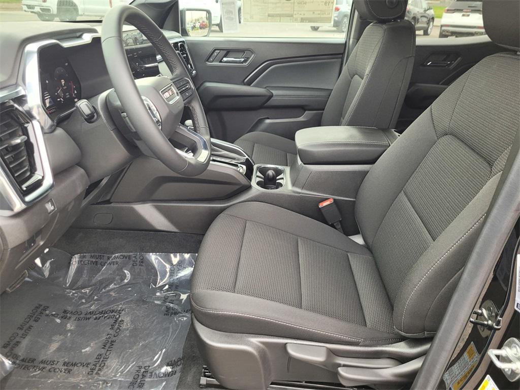 new 2025 GMC Canyon car, priced at $42,275