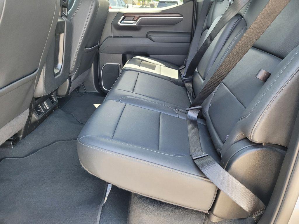 used 2025 GMC Sierra 1500 car, priced at $43,989