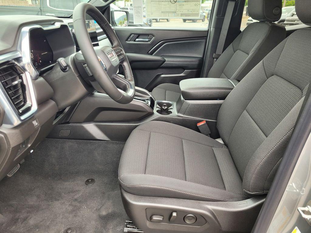 new 2026 GMC Canyon car, priced at $41,671