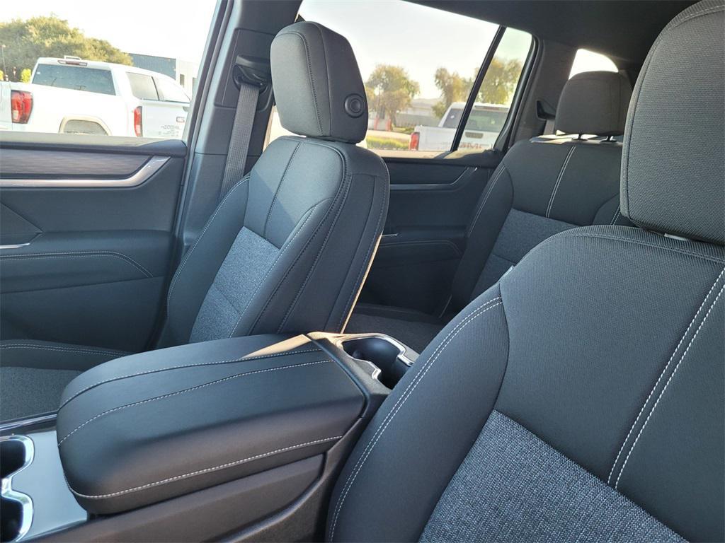 new 2026 GMC Acadia car, priced at $49,930